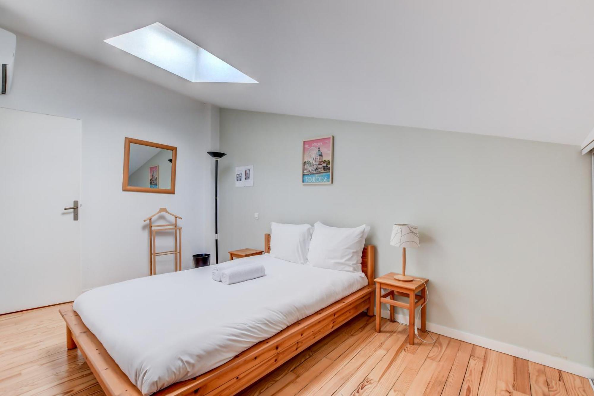 Apartment Duplex - Pont-neuf, Dome De La Grave, 2 Bdrs 85m2, Ac, Free Private Car Park - T3 85m2 Avec Clim, Parking Prive Gratuit