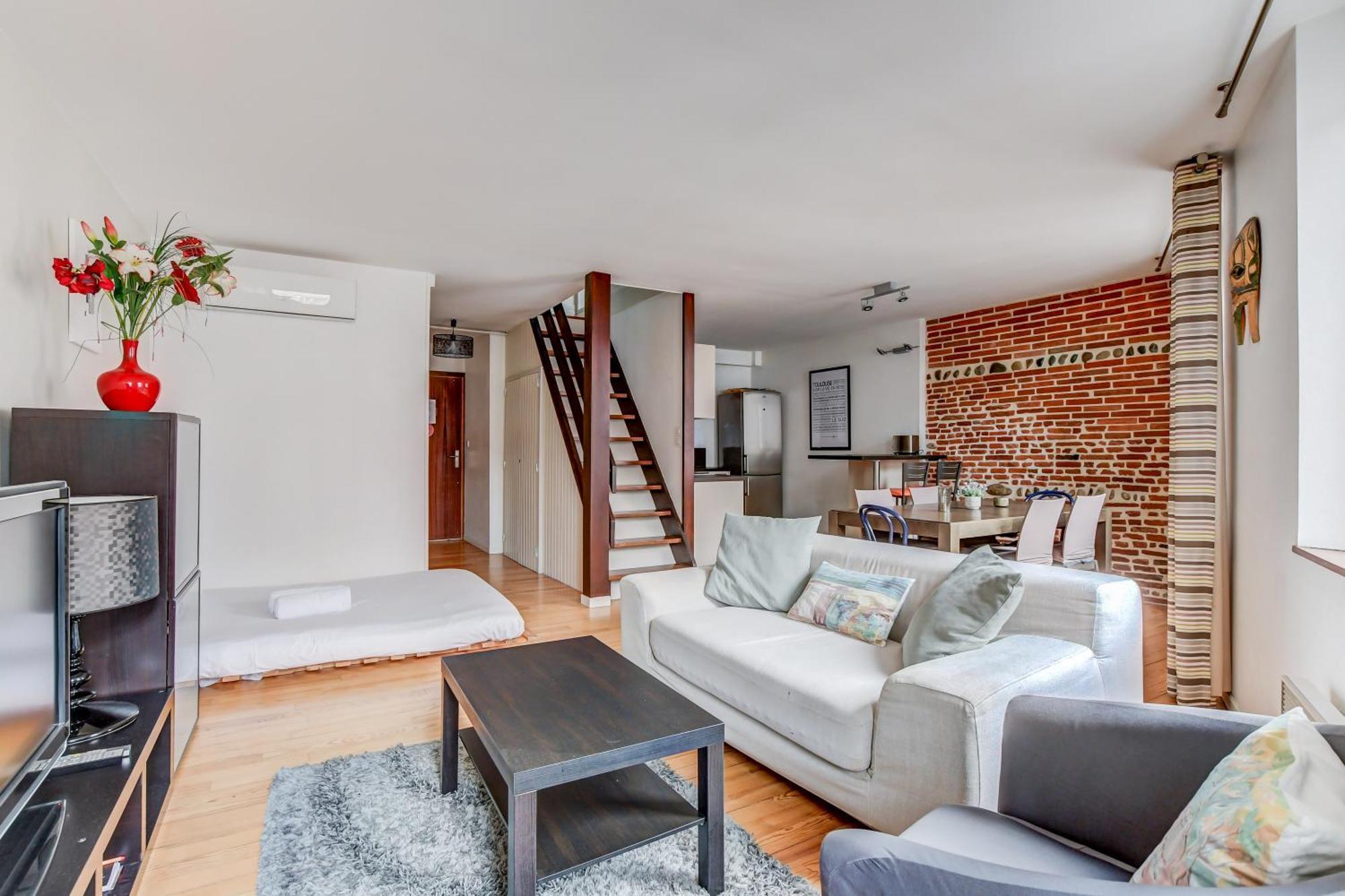 Duplex - Pont-neuf, Dome De La Grave, 2 Bdrs 85m2, Ac, Free Private Car Park - T3 85m2 Avec Clim, Parking Prive Gratuit * Toulouse